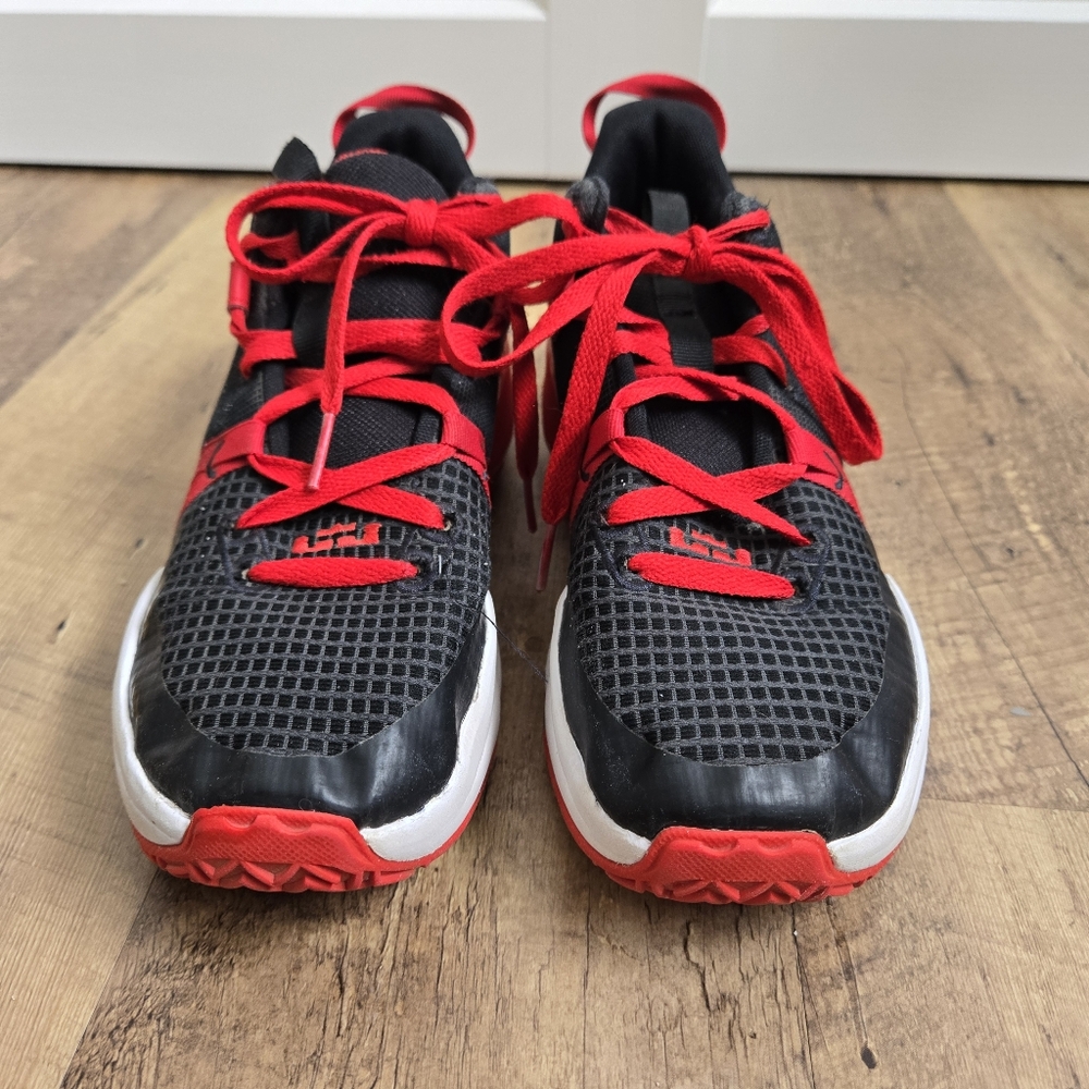 Nike Lebron Witness 7 Basketball Black/red And White Sneakers,  6.5 Y - Picture 11 of 12